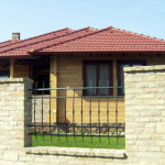 Villa mq. 252 sp. cm. 21 Salone grande, cucina, 4 c. letto, 2 wc, veranda esterna.